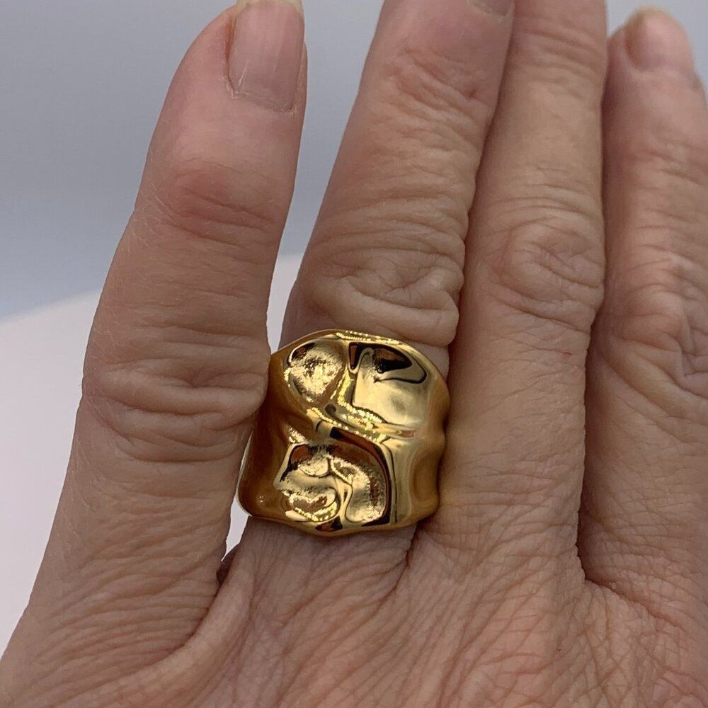 Ring, new, no tags, gold coloured stainless steel, adjustable, organic bold look